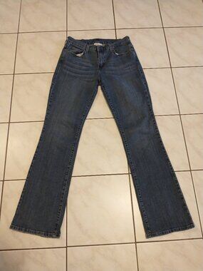 Levi’s 515 Mid Rise Bootcut Jeans – W30 L33